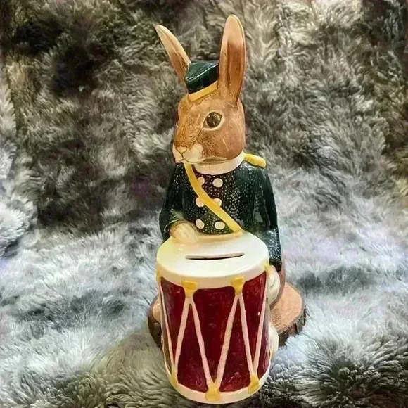 Vintage Royal Doulton's Bunnykins Bunny  Bank - Picture 6 of 15